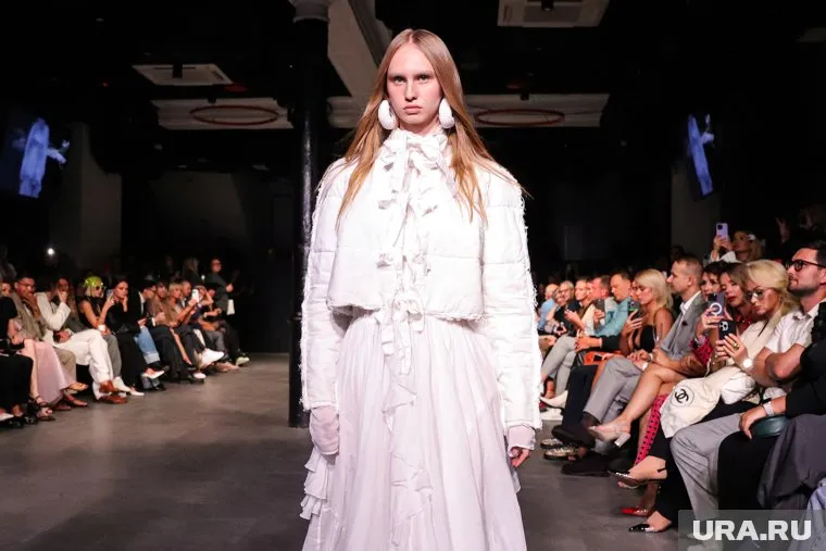 Сцена челябинского театра станет подиумом 