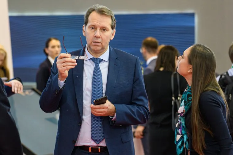 Дмитрий Медведев на форуме "Дорога-2019". Екатеринбург