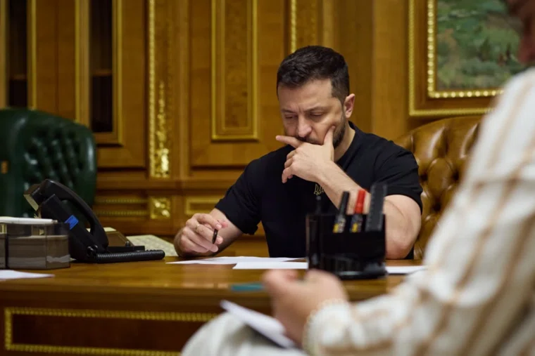 В офисе Зеленского заявили, что он получил проект США по урегулированию конфликта 