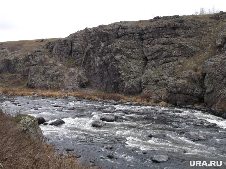 После сплава по Исети ведущая попробует мясо диких лесных животных