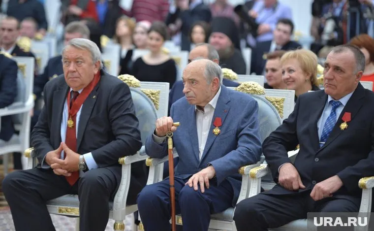 Валентин Гафт (в центре) был доставлен в больницу после инсульта