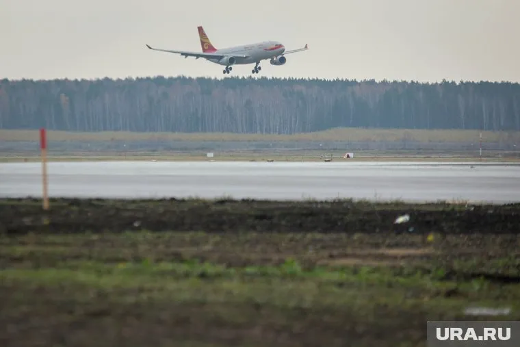 Журналист сообщила, что Олег Сенцов покинул Салехард на самолете
