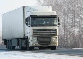 В ХМАО работодатели повально набирают водителей большегрузов