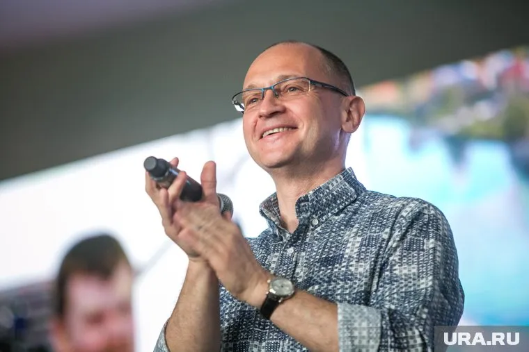 Сергей Кириенко призвал единороссов к «честным дискуссиям»