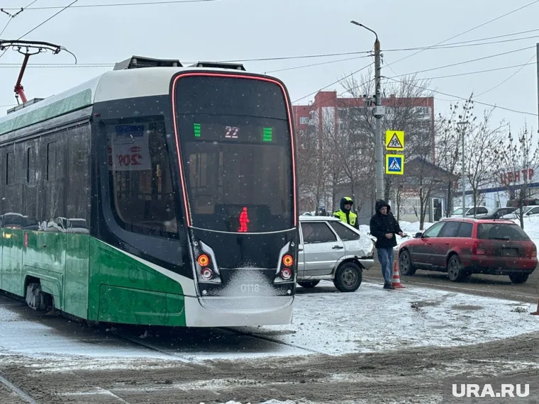 ДТП произошло на пересечении улиц Калинина — Бакинских комиссаров (архивное фото)