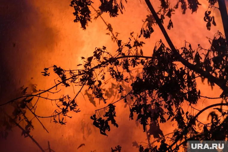 Крупный пожар в Екатеринбурге