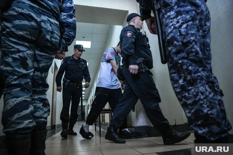 Суд назначил молодым людям наказание в виде принудительных работ (архивное фото)