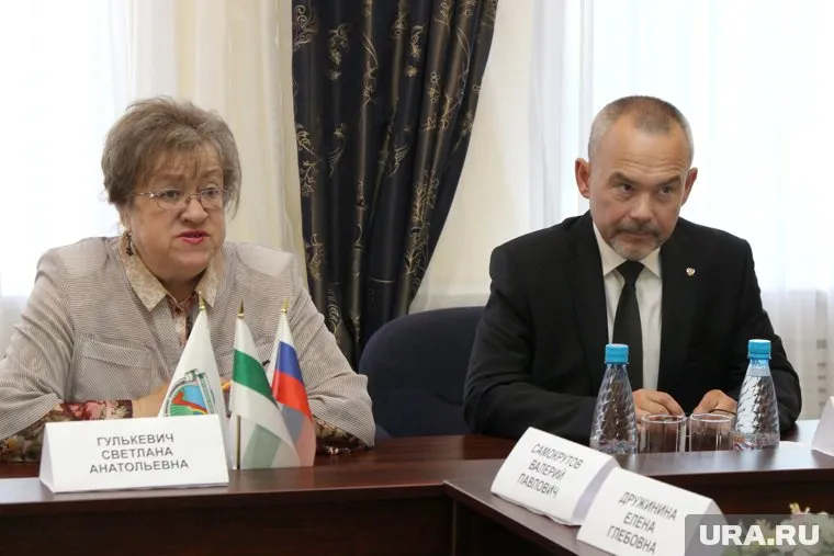 Александр Кинев встретился с представителями партий