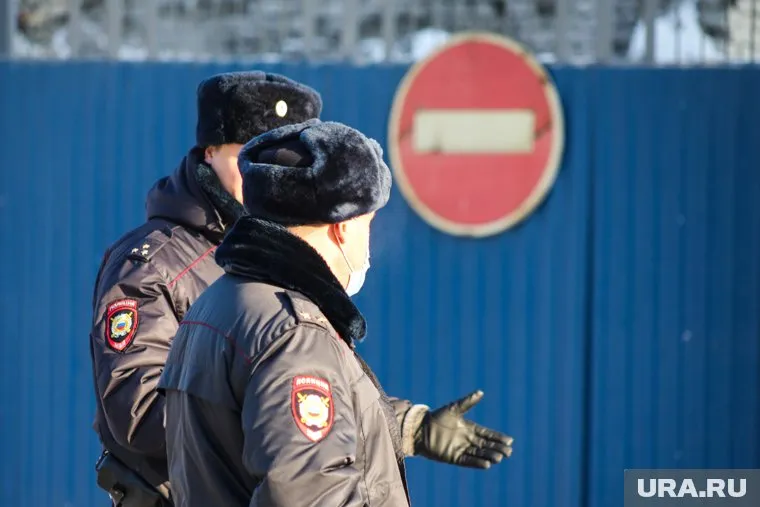 Домушника, обобравшего полицейского, ищут