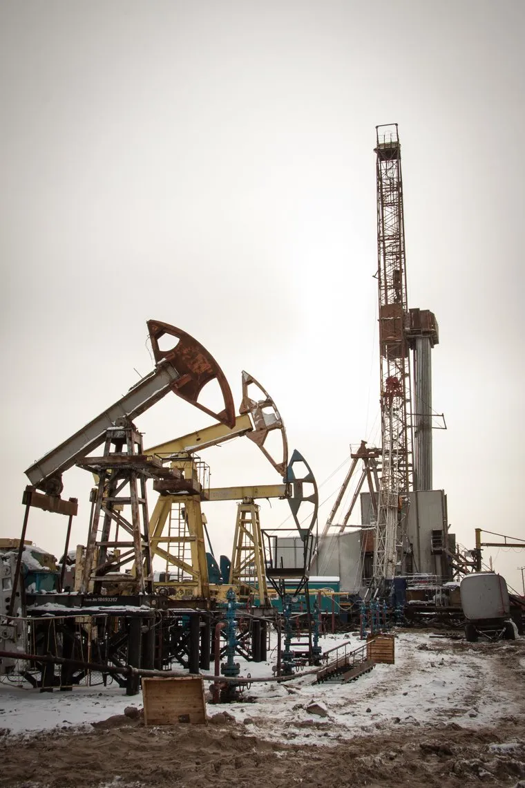 Клипарты. Сургут, нефть, буровая, качалки