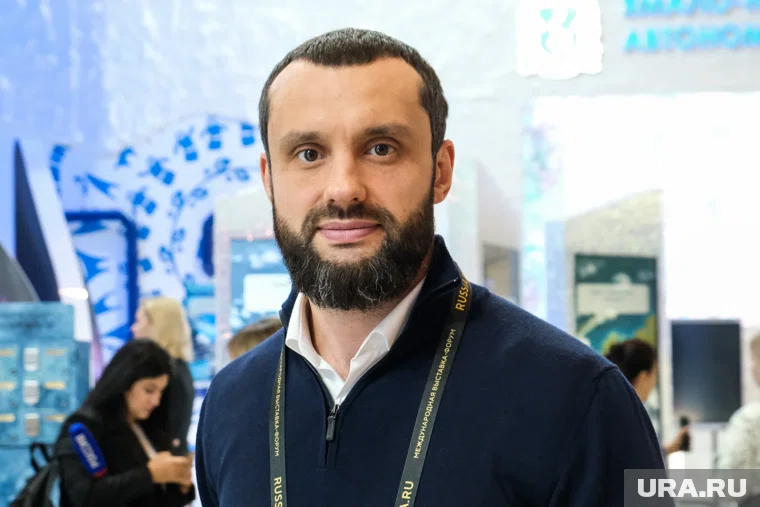 Щелконогов официально стал депутатом заксо