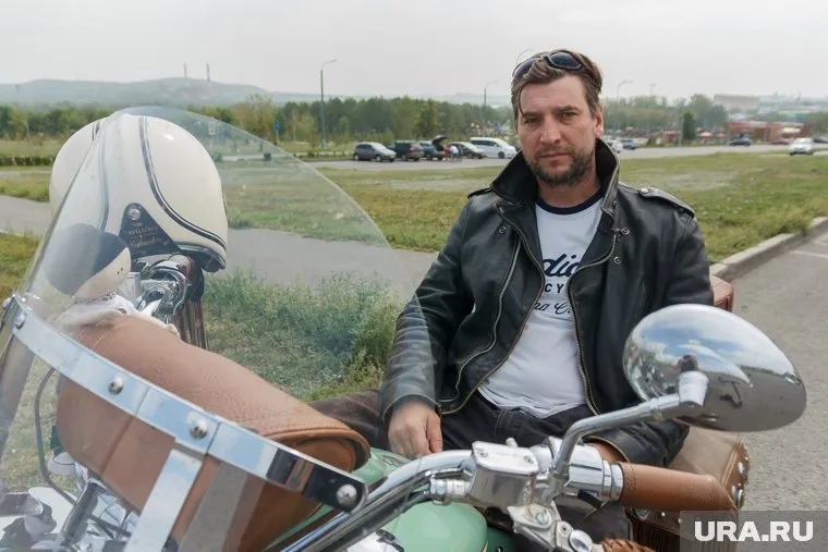 Актер Александр Устюгов проведет гала-концерт в Екатеринбурге