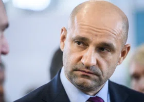 Уральский полпред Жога поздравил Надым с 95-летием