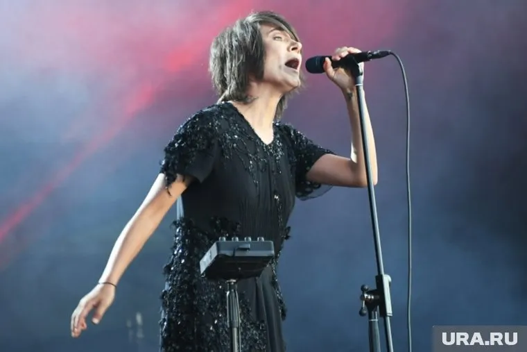 Земфира* надеется на то, что когда-нибудь вернется в РФ