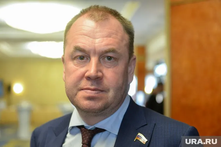 Станислав Наумов, как и другие депутаты, находится в отпуске