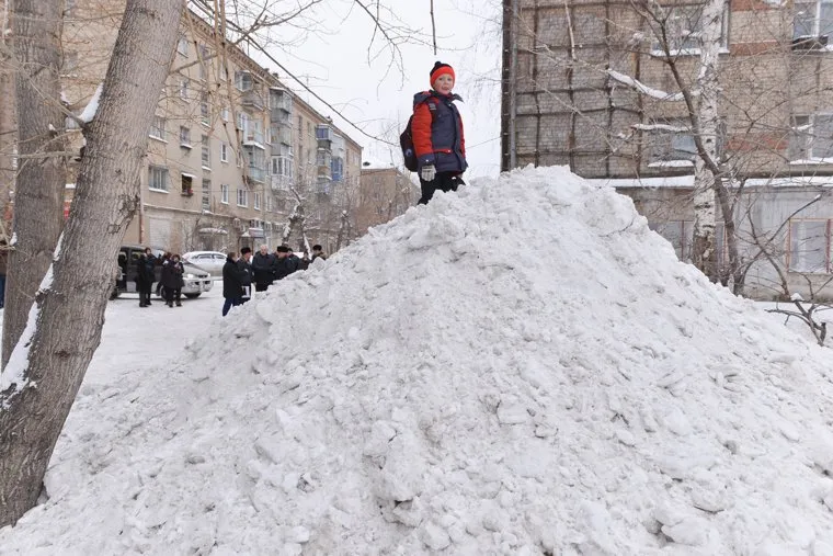 Выезд по уборке снега. Челябинск.