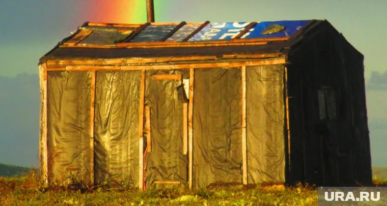 На арендованной земле бизнесмен из Нижневартовска вместо коттеджей построил сарай 