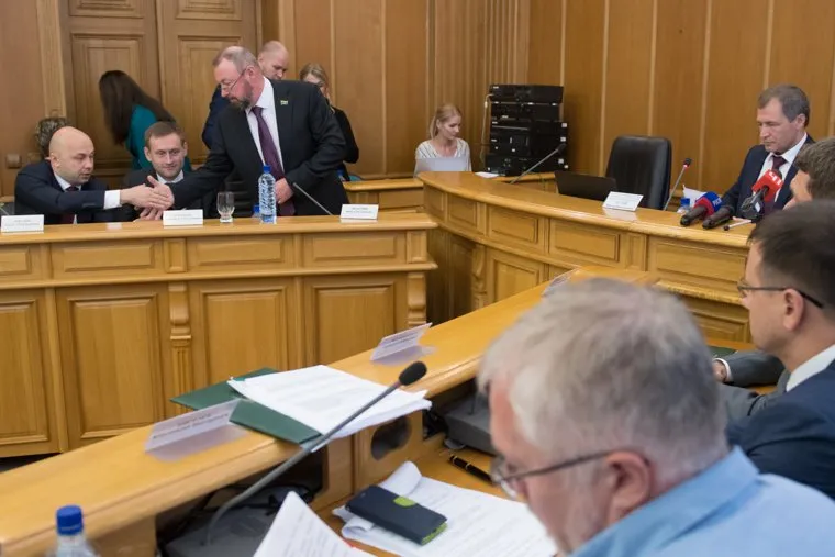 Первое заседание гордумы Екатеринбурга седьмого созыва, караваев александр, тестов виктор, швалев антон, володин игорь