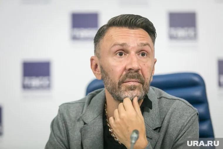 Шнуров написал о разводе на своей странице в Instagram