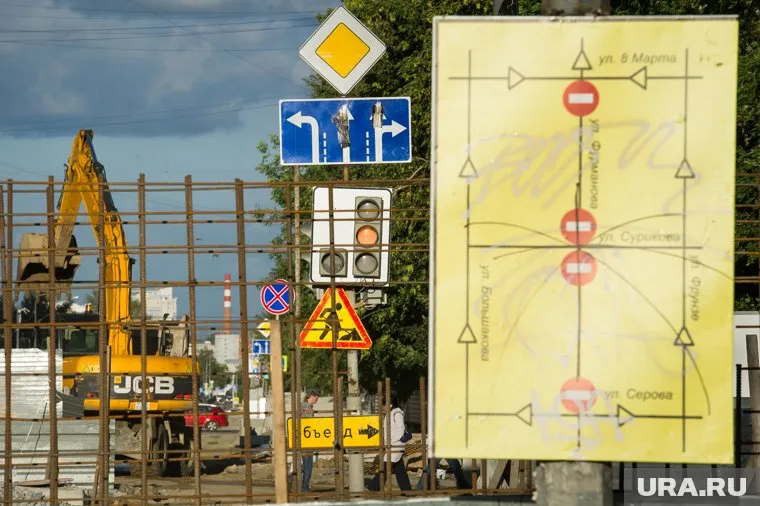 Перекрыть улицу Малышева для реконструкции моста на участке от Добролюбова до Горького власти планируют после Универсиады-2023