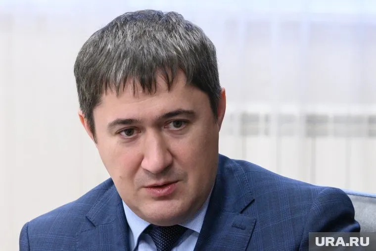 Дмитрий Махонин пригласил Владимира Путина в Пермь на 300-летие