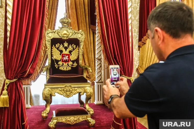 Изучением российской политики могут заниматься и ученые-византологи