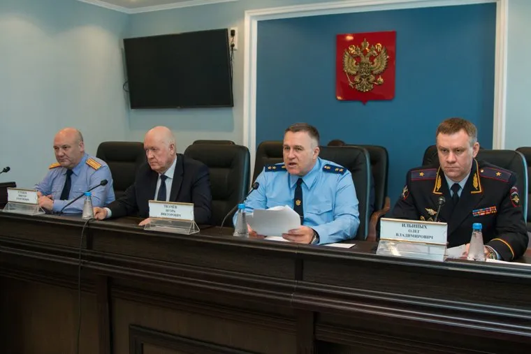 Координационное совещание руководителей правоохранительных органов Курганской области. Курган., сухнев виктор, крупеня петр, ткачев игорь, ильиных олег