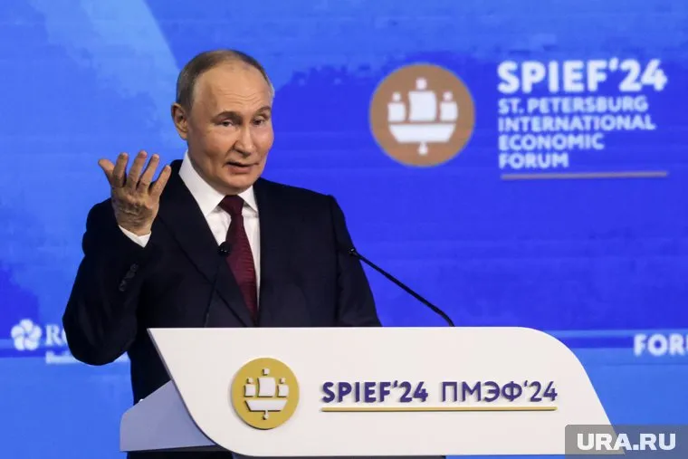 Путин утвердил ряд поручений в рамках ВЭФ