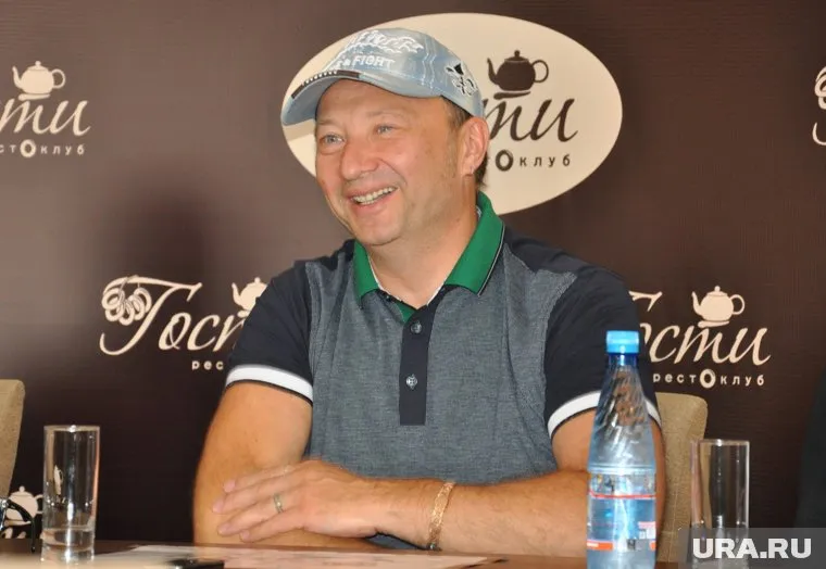 Гальцев выпустил песню в жанре шансон в Сатке и снял там клип