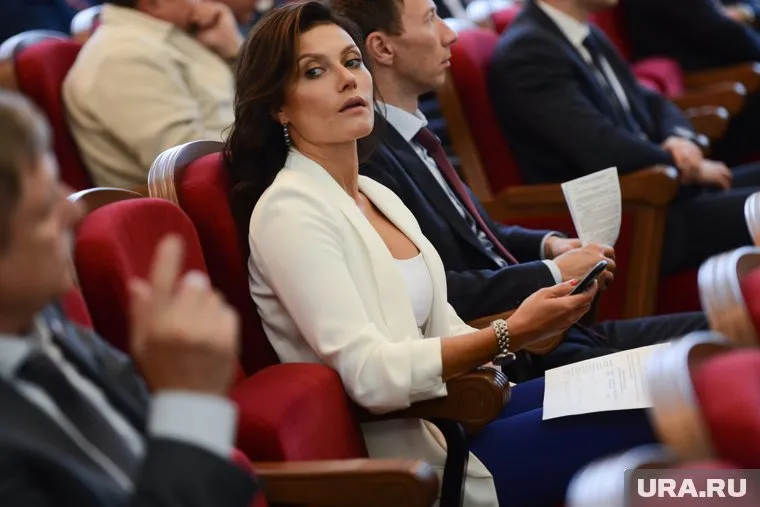 Марина Карелина свое решение никак не объяснила