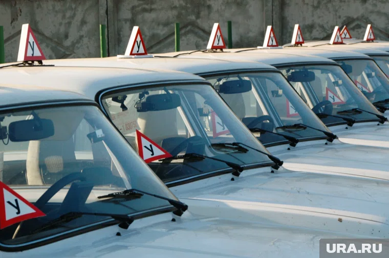 В России есть несколько проблем с ситуацией в автошколах