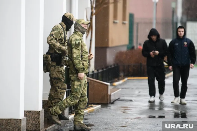 Обыски пошли в рамках дела о превышении полномочий