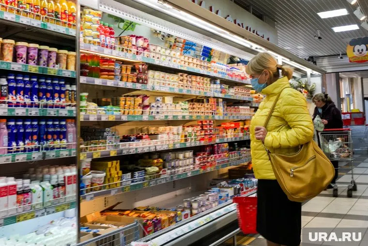Россияне скупают не только продукты питания, но и непродовольственные товары