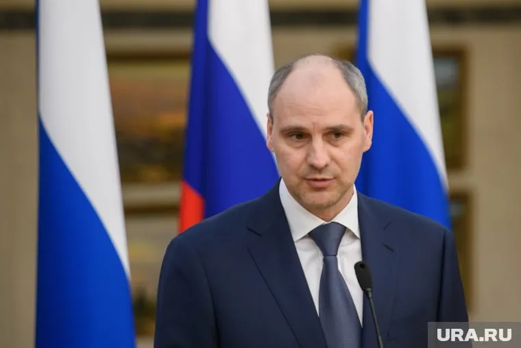 Денис Паслер ранее уже ввел шестидневку, а теперь меняет и формат заседаний правительства