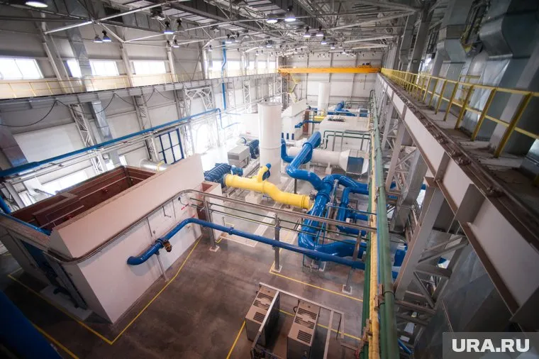 Поселок находится прямо на компрессорной станции