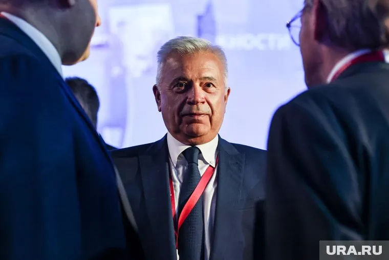 Состояние Вагита Алекперова выросло до 22 миллиардов долларов, пишет Bloomberg