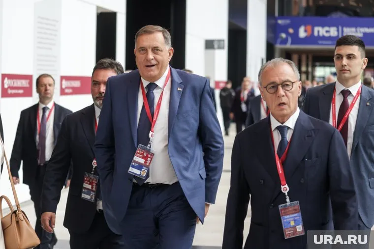 Додик призвал помирится с Россией