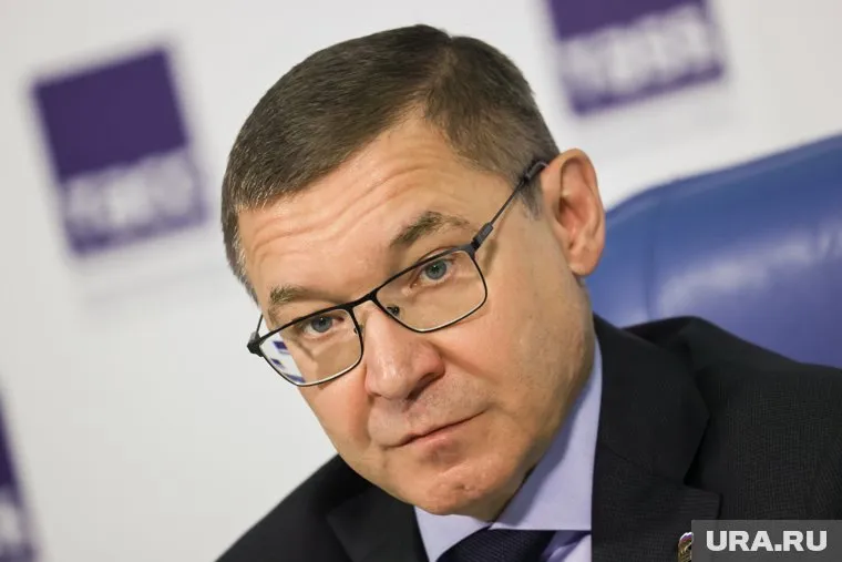 По данным инсайдеров, Владимир Якушев станет сенатором и покинет должность полпреда