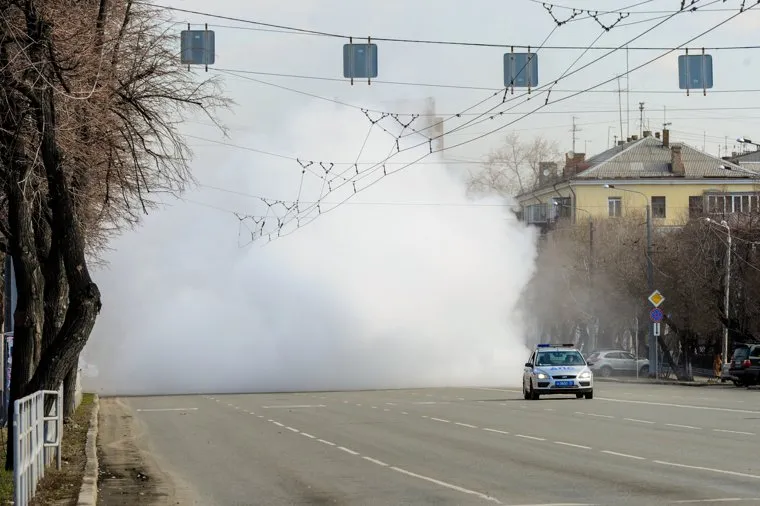 Пустой город. Обстановка в городе во время эпидемии коронавируса. Дезинфекция проспекта Ленина и улицы Воровского. Челябинск