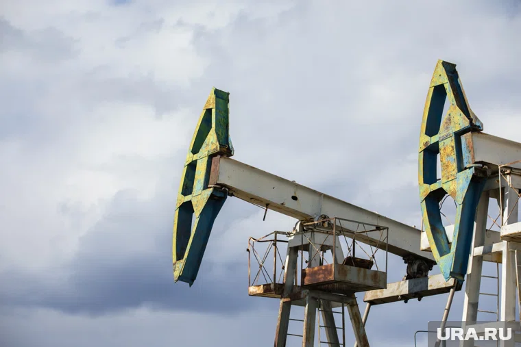 Долги нефтяников ХМАО в бюджет выросли на 200 миллионов рублей за месяц