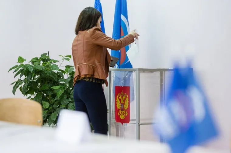 Праймериз Единой России. Сургут, выборы, избирателный участок, праймериз, предварительное голосование, единая россия