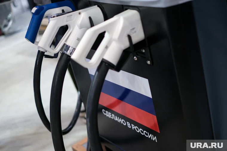 Электрозаправка появилась в 3-м микрорайоне Заозерного в Кургане (архивное фото)