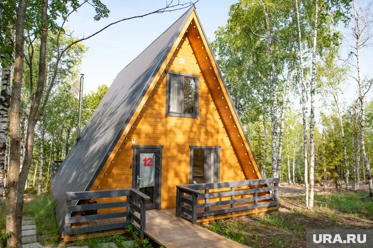 Пермяки могут арендовать простой летний домик или а-фрейм