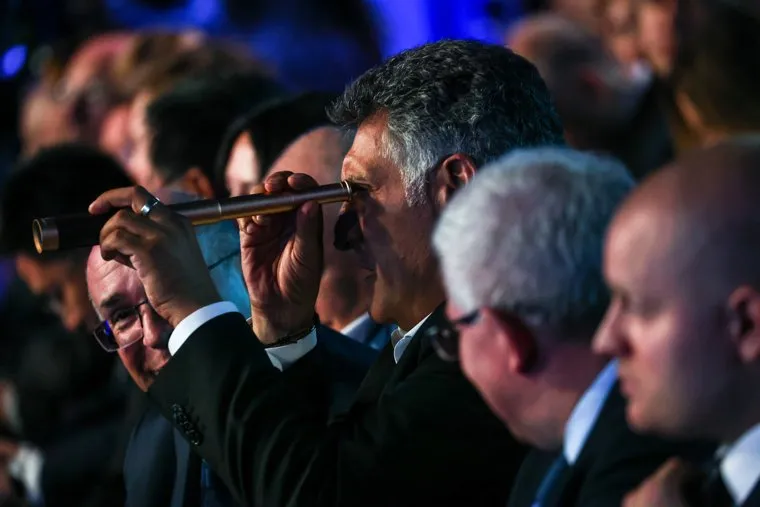 Владимир Путин на пленарной сессии Валдайского дискуссионного клуба. Сочи