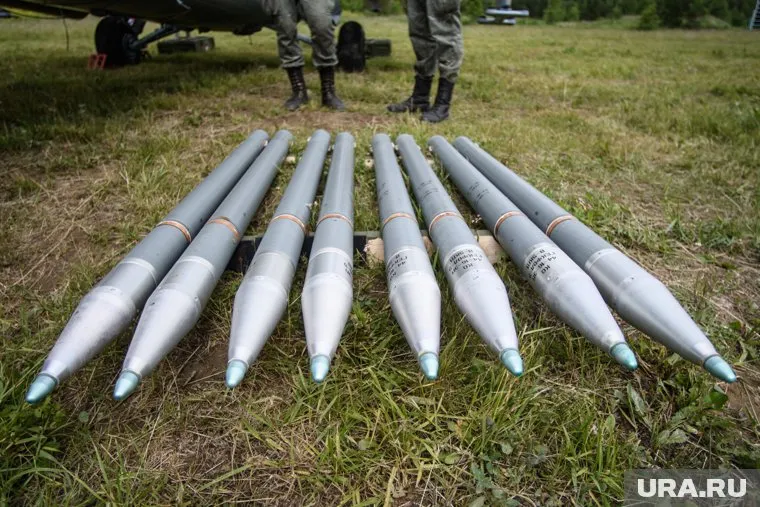 В новом пакете помощи Украине находятся ракеты AIM-9L и различные снаряды