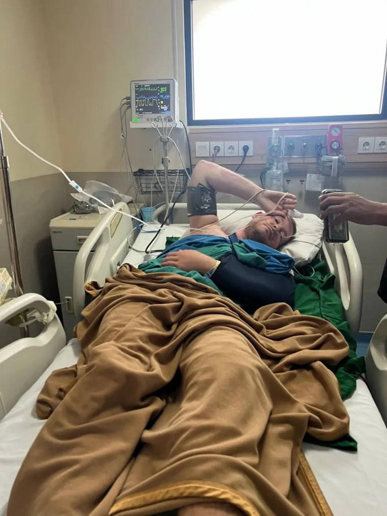 Диджей Илья Галкин попал в больницу на Бали, требуется операция