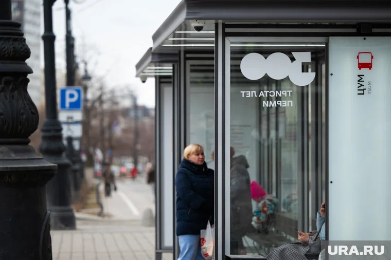 Каждый «умный» остановочный павильон комплектуется интерактивным табло