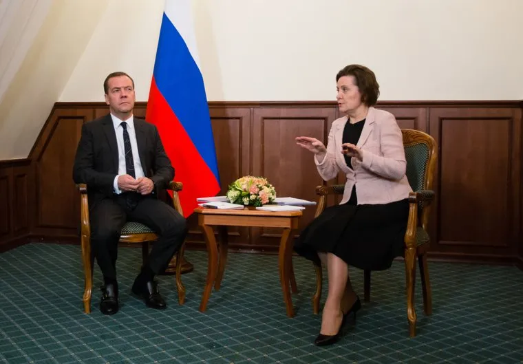 Встреча премьер-министра России  Дмитрия Медведева и губернатора ХМАО Натальи Комаровой. Ханты-Мансийск, медведев дмитрий, комарова наталья