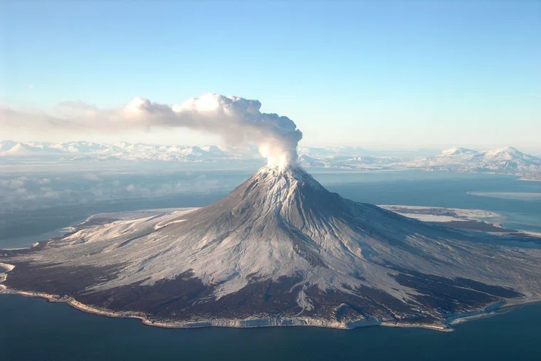 По данным МЧС, два из трех члена тургруппы погибли (архивное фото)