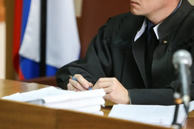 Судебное заседание по продлению ареста экс замгубернатора Ванюкова Романа. Курган